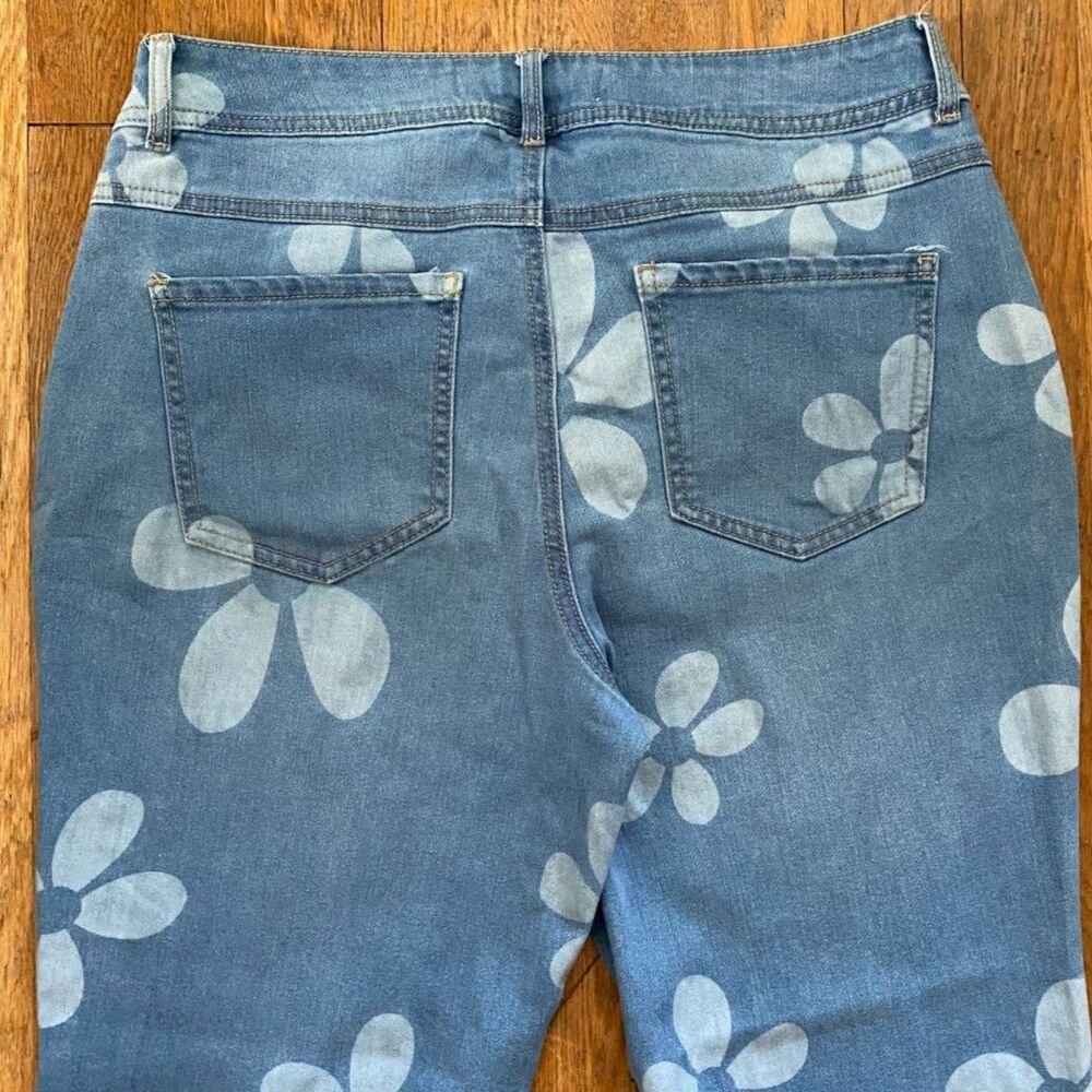 Est. 1946 Denim Daisy High Rise Straight Jeans Size 10 - Picture 6 of 10